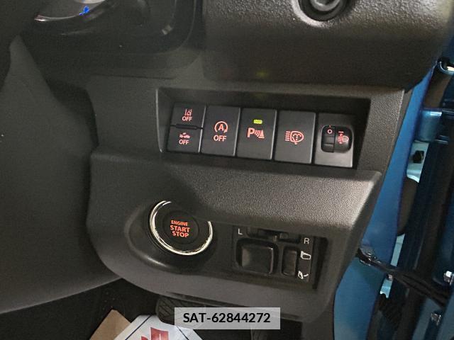 Suzuki JIMNY SIERRA 2026-01 7811267-4
