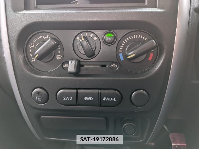 Suzuki JIMNY 2013-06 7795337-4