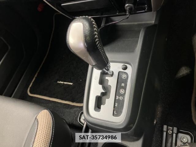 Suzuki JIMNY 2016-12 7800469-16