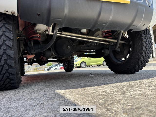 Suzuki JIMNY 2007-01 7801842-13