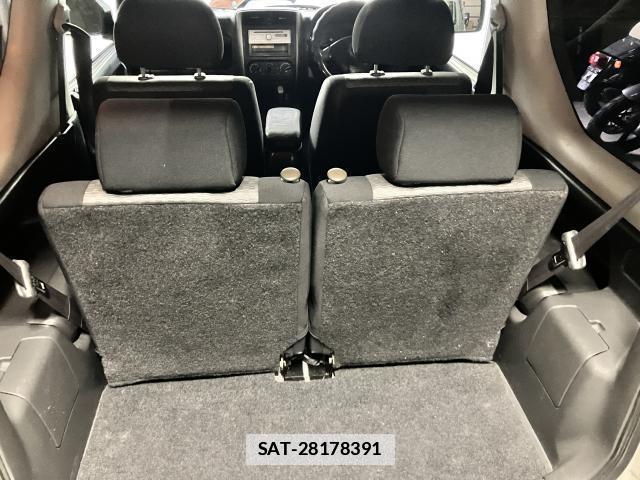 Suzuki JIMNY 2005-01 7805886-6