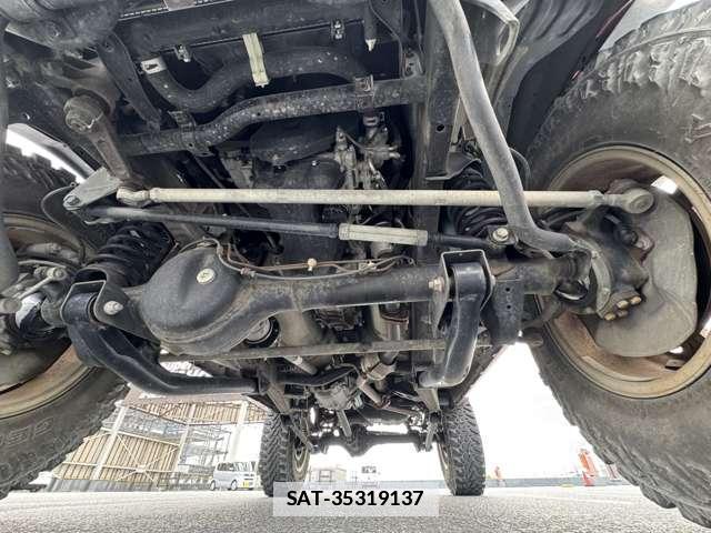 Suzuki JIMNY 2013-06 7808064-11
