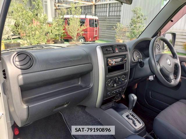 Suzuki JIMNY 2014-04 7809864-10