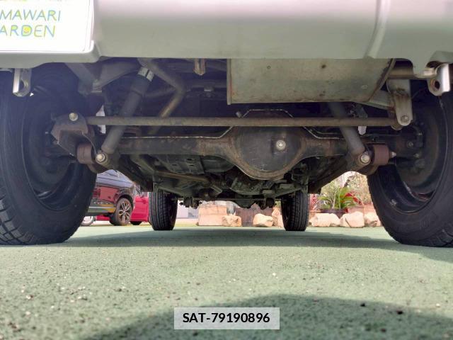 Suzuki JIMNY 2014-04 7809864-8