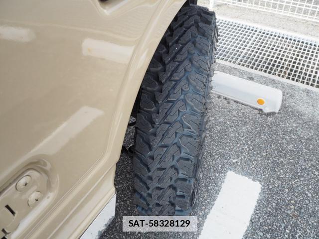 Suzuki JIMNY 1997 7810167-15