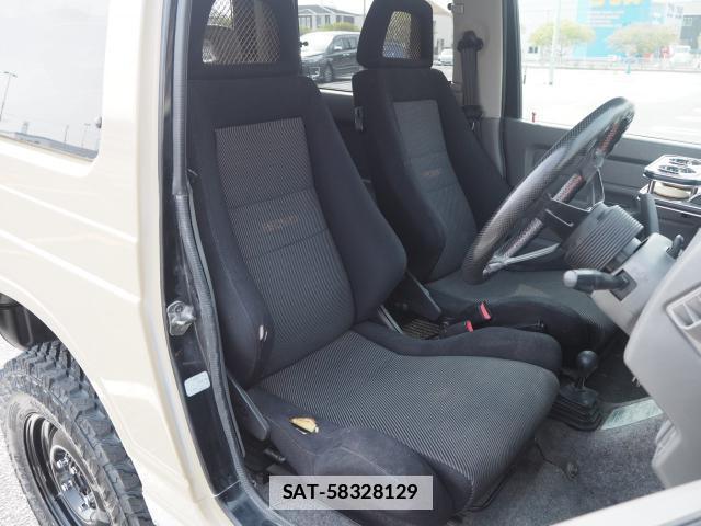 Suzuki JIMNY 1997 7810167-9