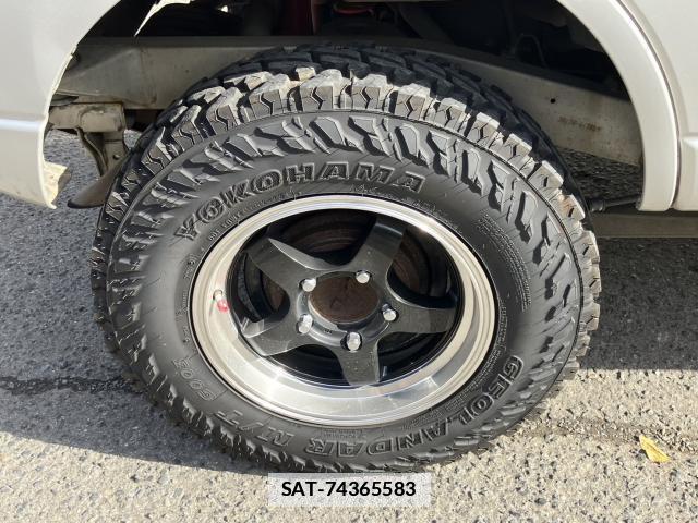 Suzuki JIMNY 2005-04 7810180-10