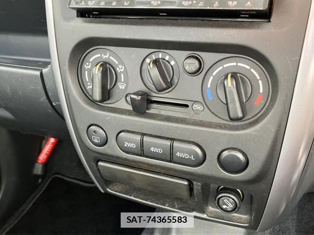 Suzuki JIMNY 2005-04 7810180-6