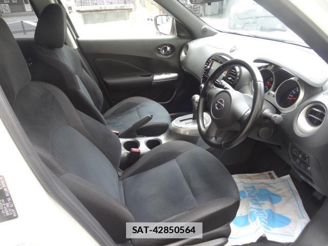 Nissan JUKE 2014-08 7805226-11