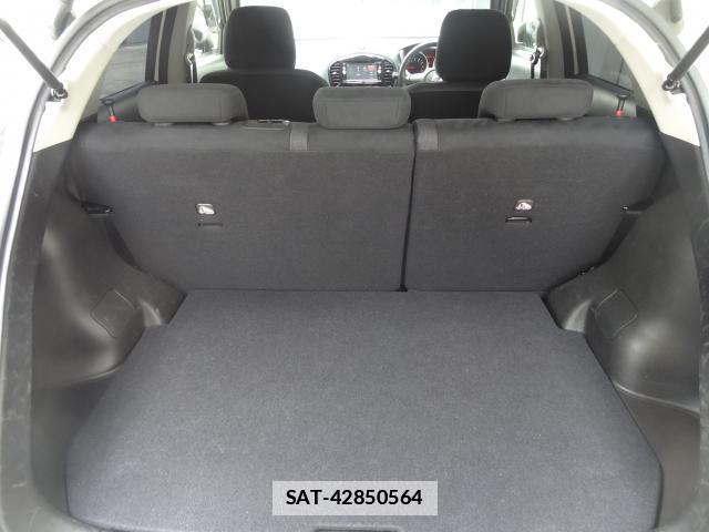 Nissan JUKE 2014-08 7805226-5