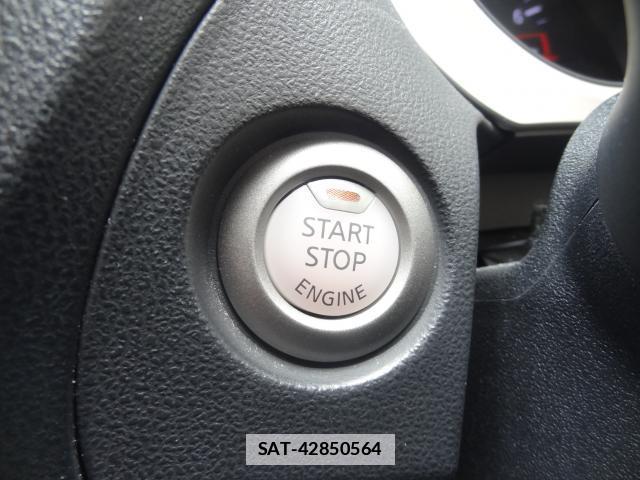 Nissan JUKE 2014-08 7805226-8