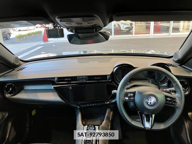 ALFA ROMEO Junior 2025-06 7803796-6