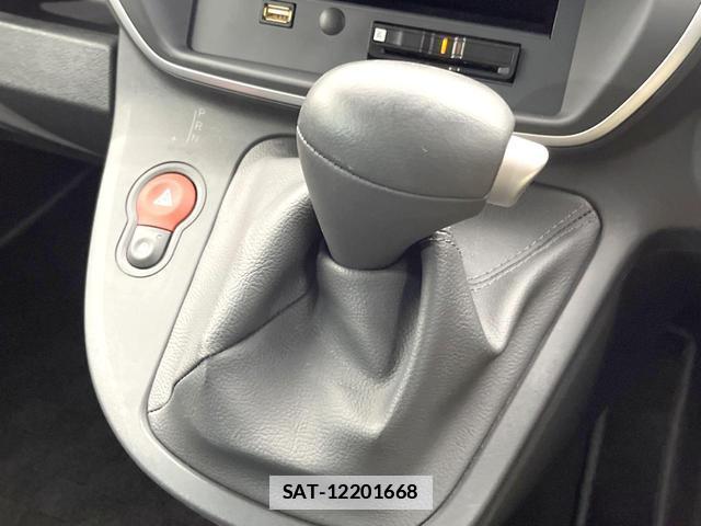Renault KANGOO 2019-09 7804948-11