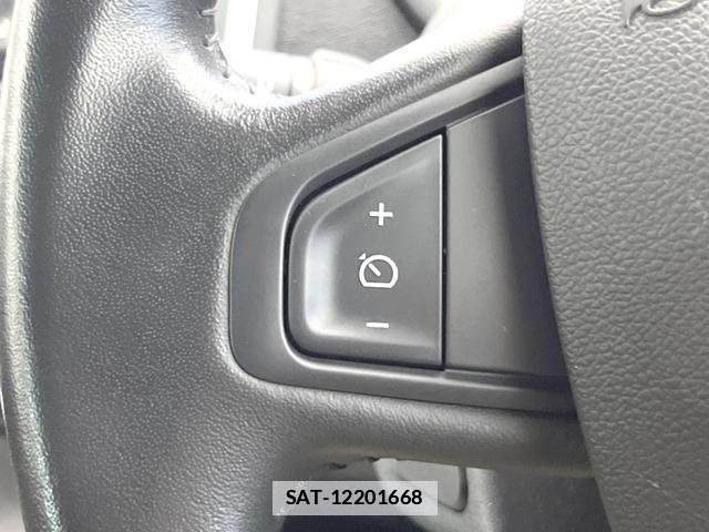 Renault KANGOO 2019-09 7804948-7