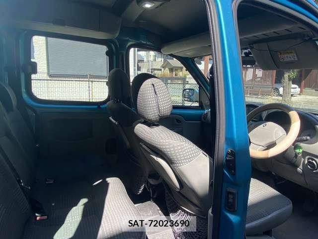 Renault KANGOO 2009-06 7805147-4