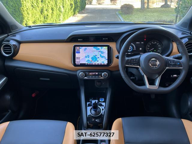 Nissan KICKS 2020-10 7798314-13