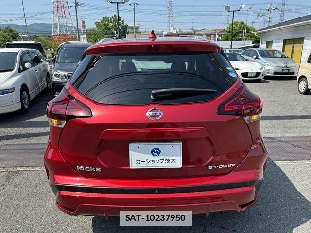 Nissan KICKS 2020-12 7801656-4