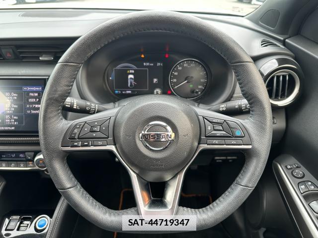 Nissan KICKS 2020-11 7802277-10