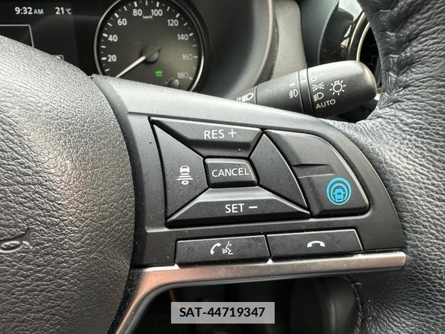 Nissan KICKS 2020-11 7802277-4