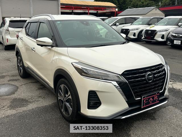 Nissan KICKS 2020-12 7802297-17