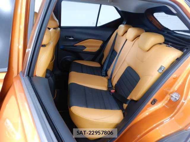 Nissan KICKS 2020-06 7810777-17