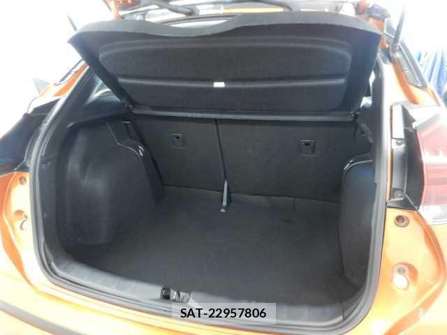 Nissan KICKS 2020-06 7810777-18