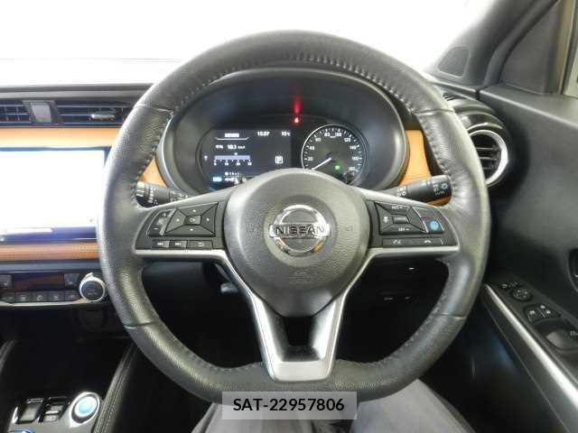 Nissan KICKS 2020-06 7810777-7