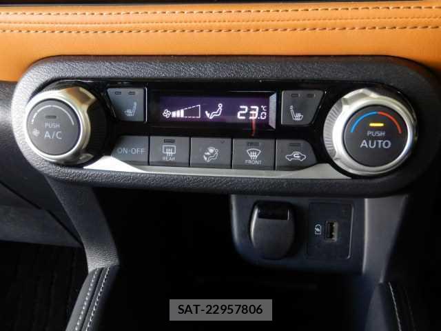 Nissan KICKS 2020-06 7810777-9