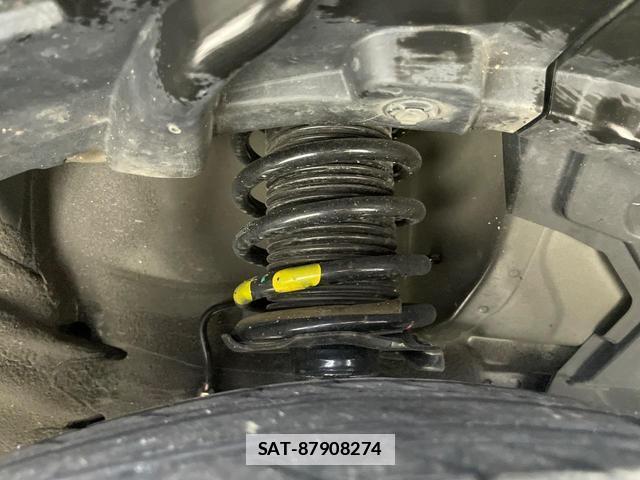 Nissan KICKS 2022-12 7810938-19