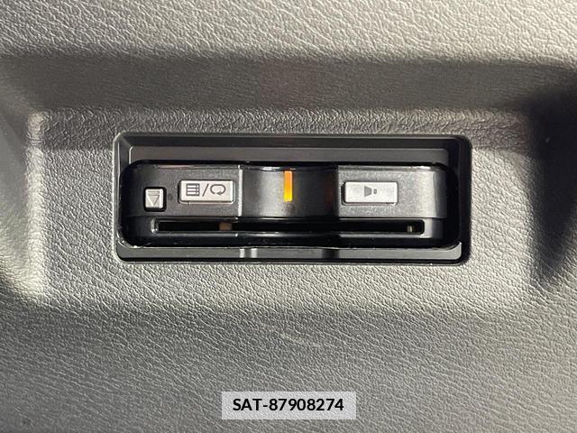 Nissan KICKS 2022-12 7810938-6