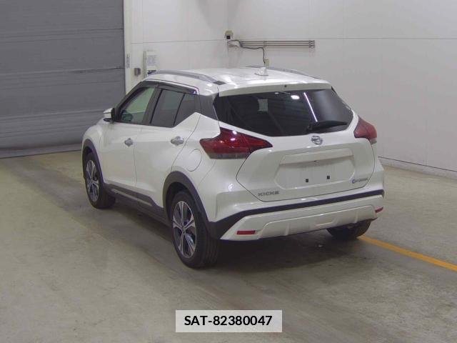 Nissan KICKS 2021-06 7811055-1
