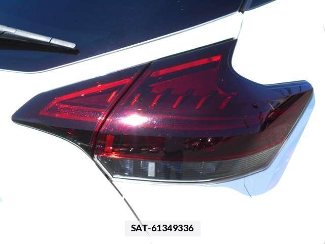 Nissan KIX 2021-07 7795751-8
