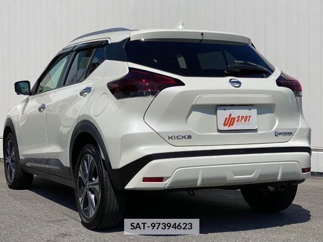 Nissan KIX 2020-12 7796468-1