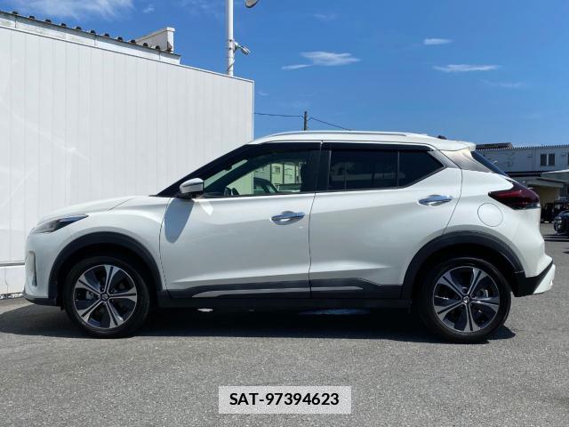 Nissan KIX 2020-12 7796468-4