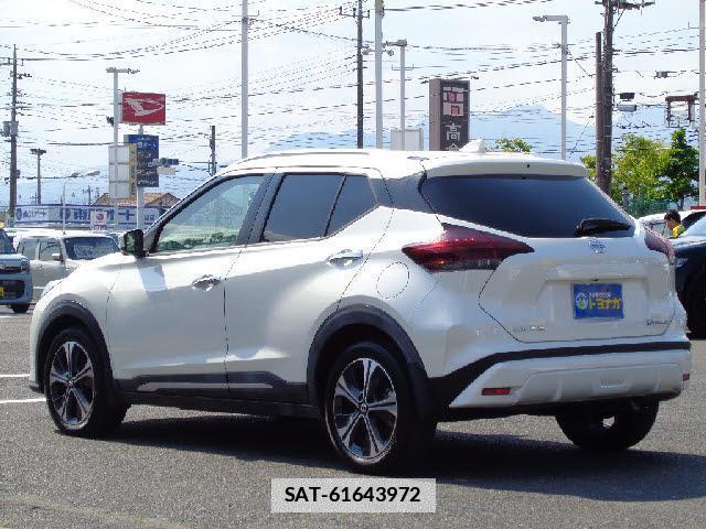 Nissan KIX 2021-01 7804238-1