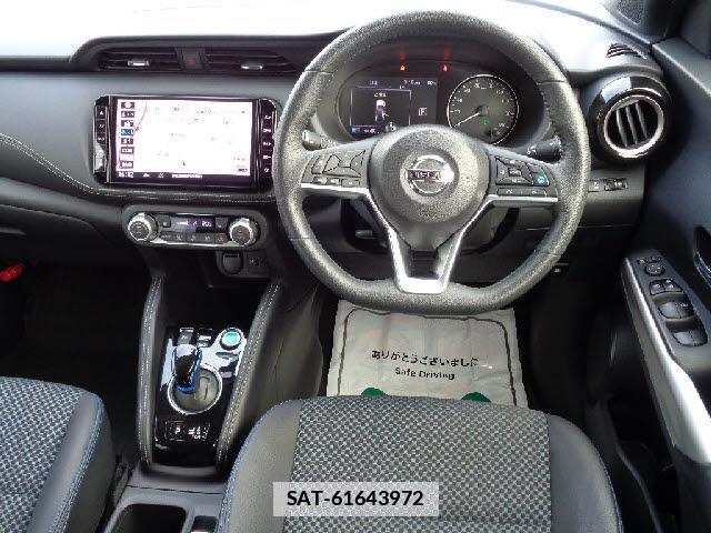 Nissan KIX 2021-01 7804238-2