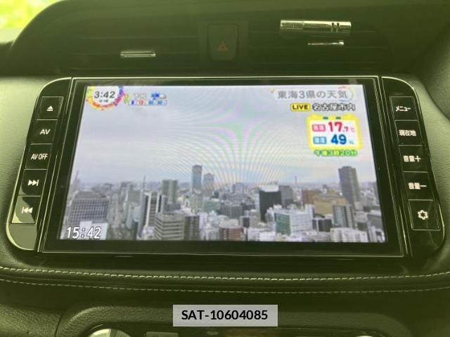 Nissan KIX 2022-02 7804903-12