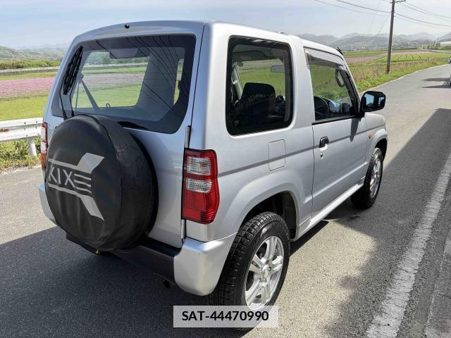 Nissan KIX 2010-03 7805264-3