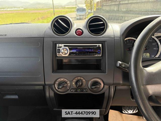 Nissan KIX 2010-03 7805264-6