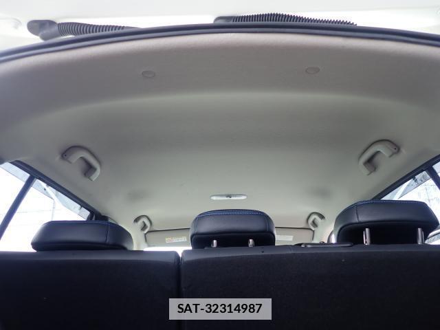 Nissan KIX 2021-07 7805892-15