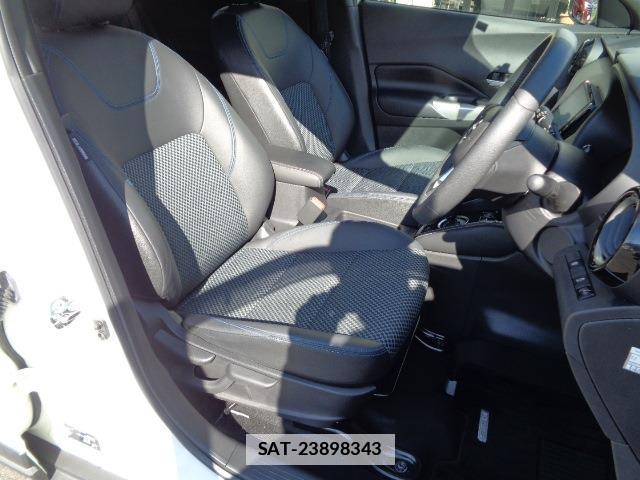Nissan KIX 2021-01 7809112-13