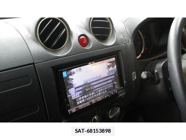 Nissan KIX 2009-06 7809842-12