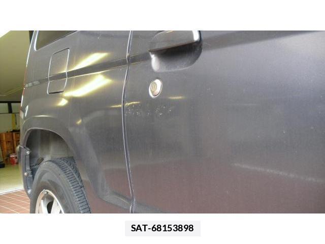 Nissan KIX 2009-06 7809842-19