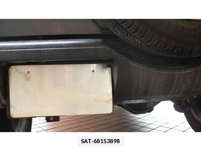Nissan KIX 2009-06 7809842-8