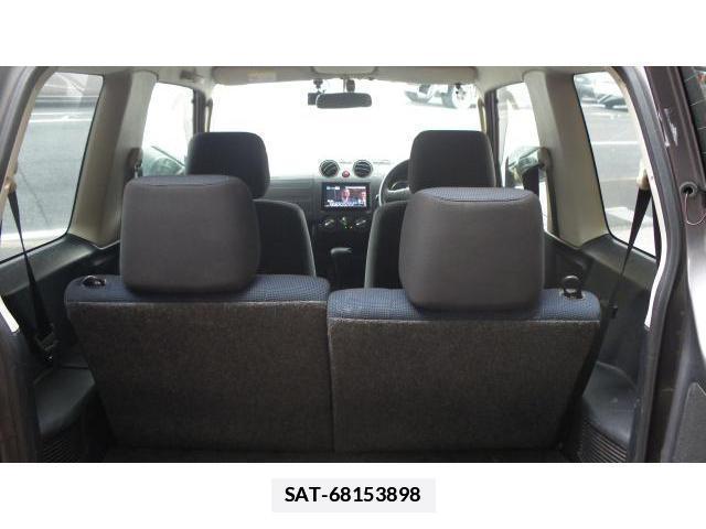 Nissan KIX 2009-06 7809842-9