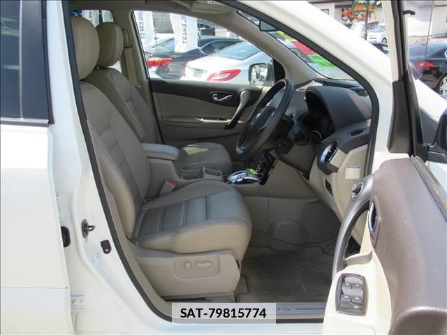 Renault KOLEOS 2012-03 7802663-12