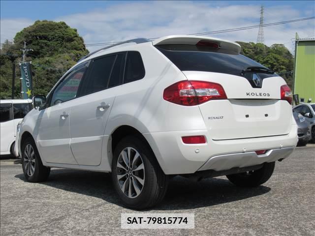 Renault KOLEOS 2012-03 7802663-16