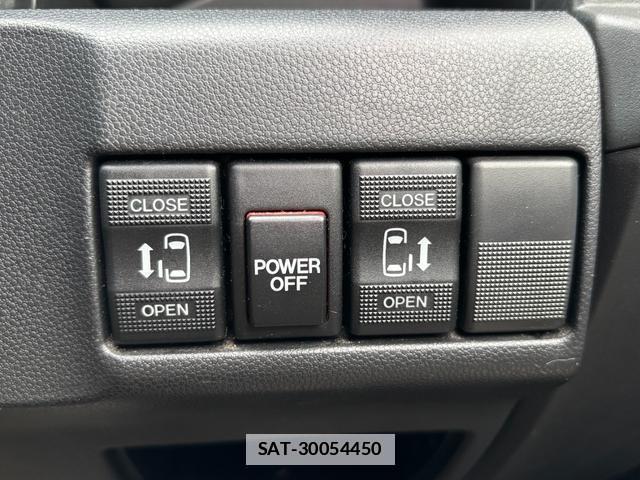 Nissan LAFESTA 2012-06 7800363-18