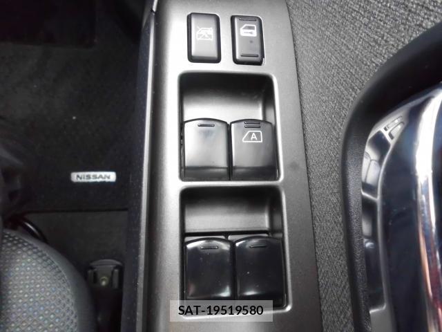 Nissan LAFESTA 2005-06 7804373-12