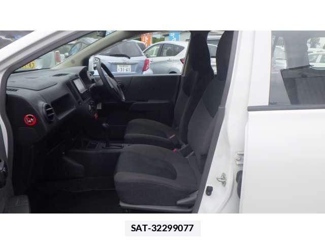 Mitsubishi LANCER CARGO 2018-05 7797479-14